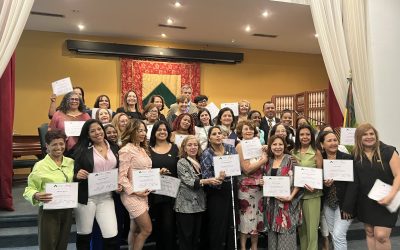 Las mujeres como agentes de cambio son hechas de fuego y verdad, barro y acero