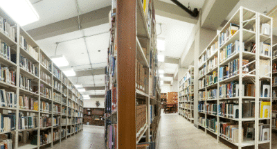 La Fundación Manuel García-Pelayo lega su valiosa biblioteca testimonial a la UMA